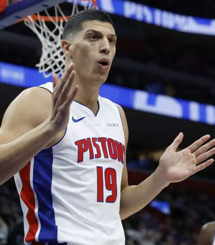 Sesta vittoria consecutiva per i Pistons di Fontecchio