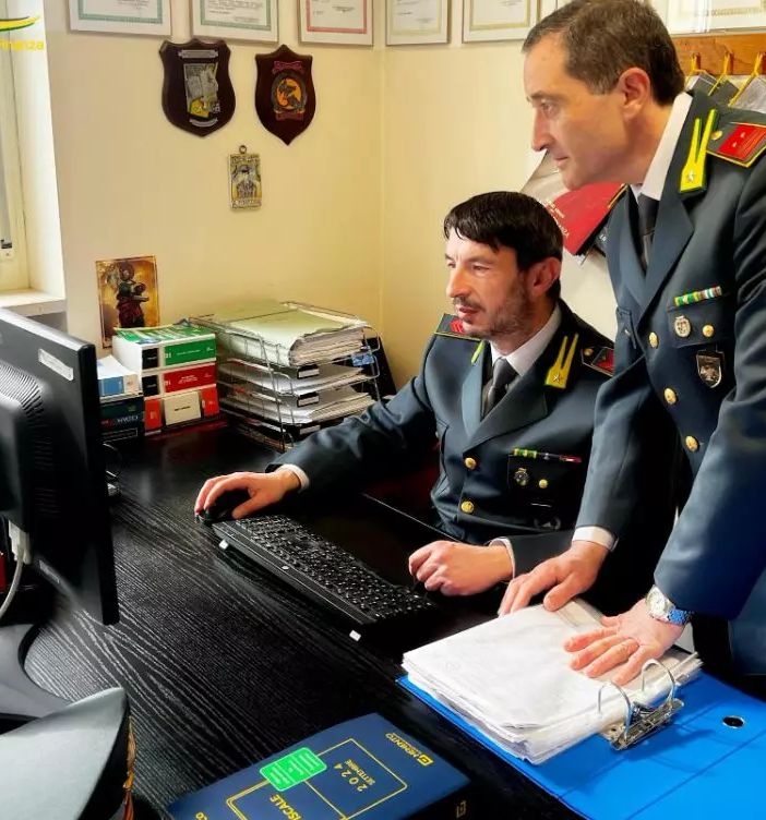 Chieti, maxi frode nel settore crediti d’imposta. Bloccati 26 milioni