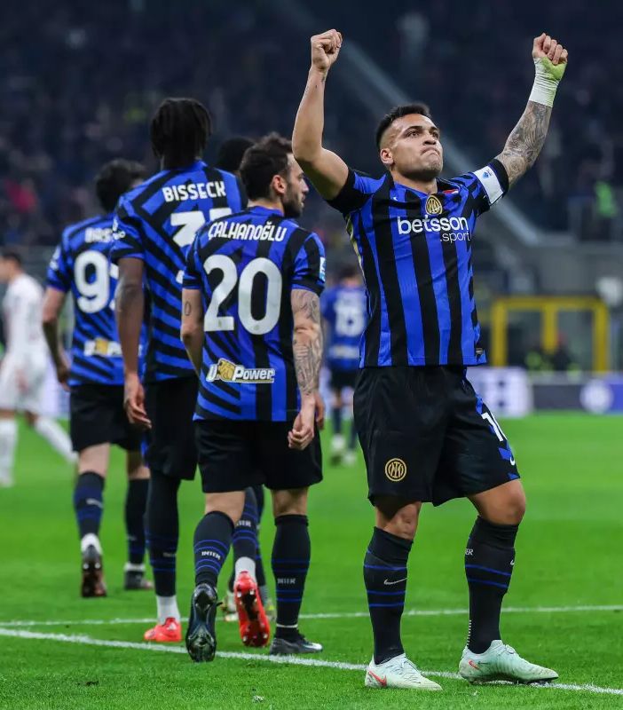 Il Monza sogna e poi crolla a San Siro, l’Inter vince 3-2