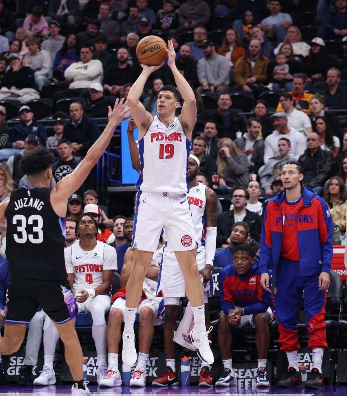 Detroit al tappeto con i Warriors, Boston stoppa i Lakers