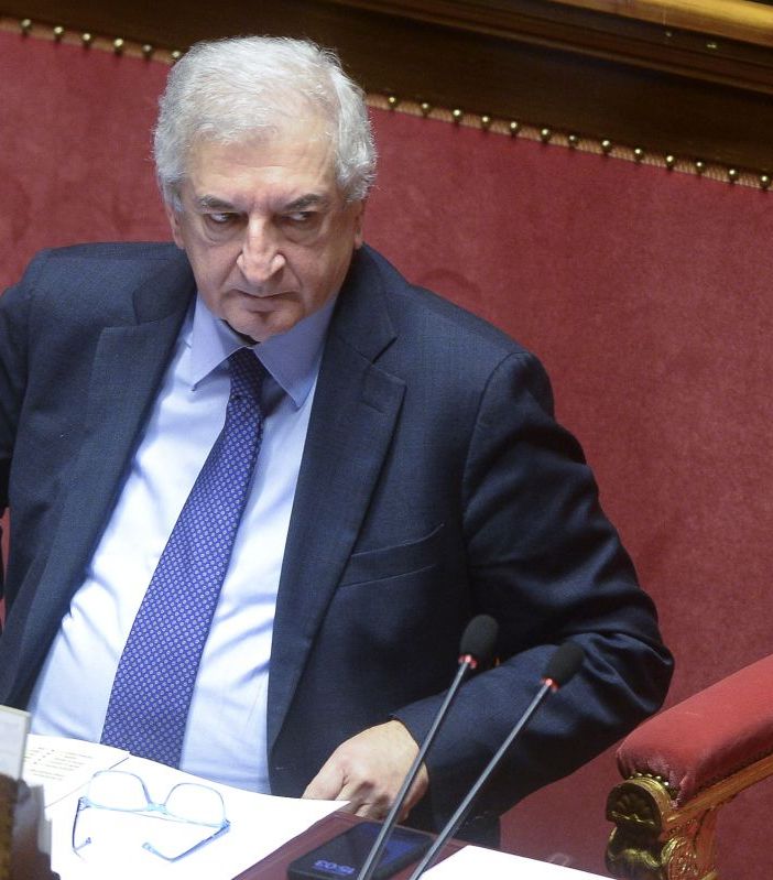 Foti “No a fondi coesione per finanziare la difesa”