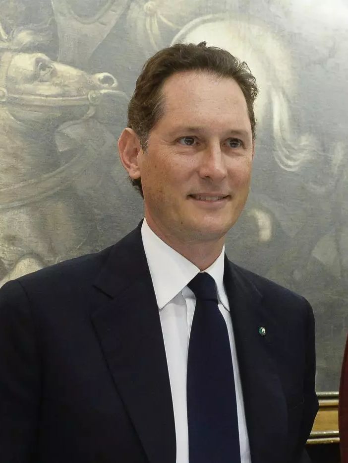 Ferrari, Elkann “2024 brillante, entusiasmo per Hamilton”