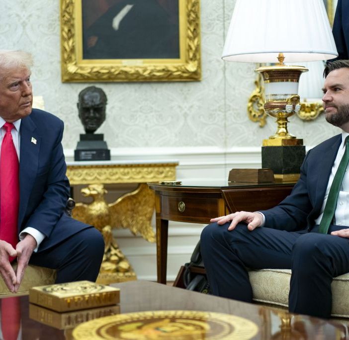 Trump sta con Vance e attacca “Gli europei sono dei parassiti”