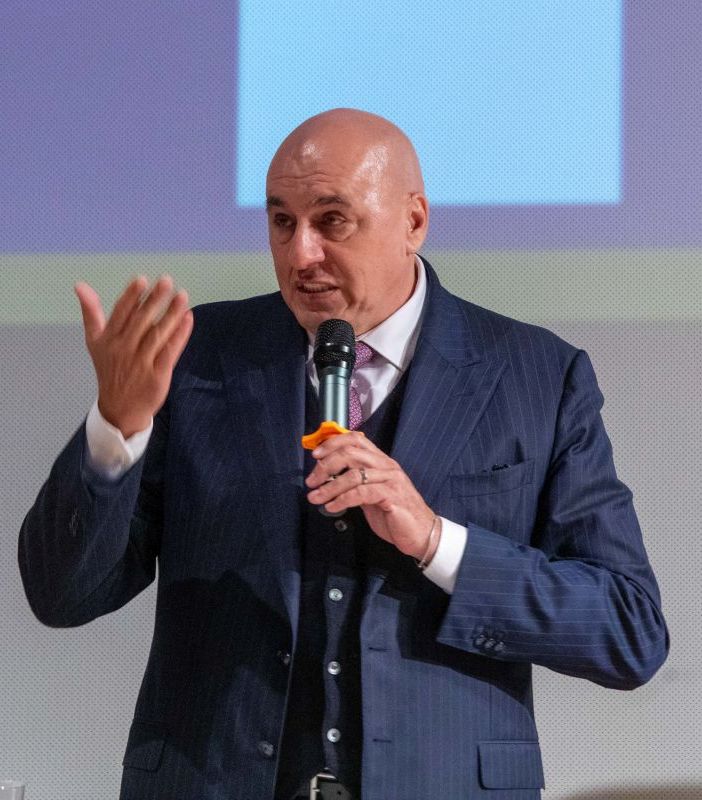 Crosetto “Per reagire ai dazi all’Europa serve crescita mercato interno”