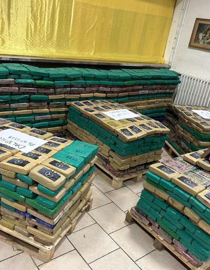 Cocaina dal Sud America, maxi sequestro al porto di Livorno