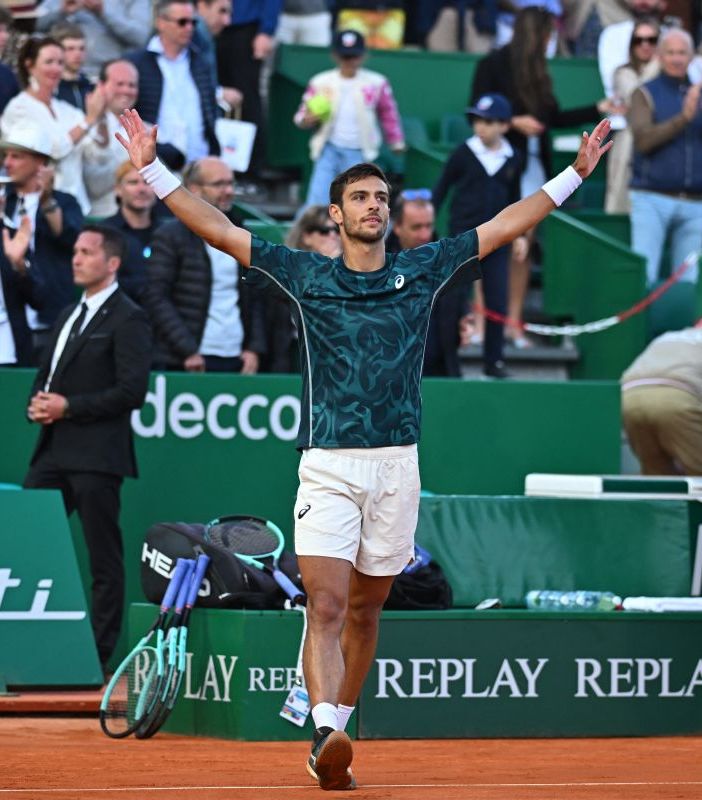 Musetti batte De Minaur, finale a Montecarlo contro Alcaraz