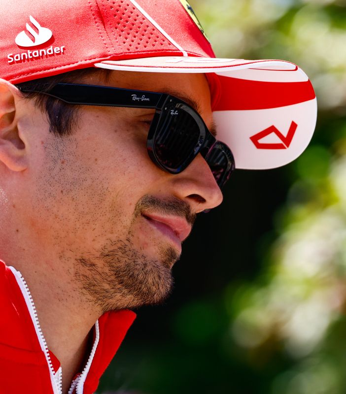 Gp Bahrain, Leclerc in prima fila dopo penalizzazione piloti Mercedes