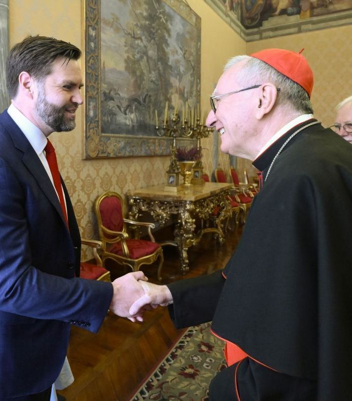 Vance incontra Parolin, focus su guerre e migranti