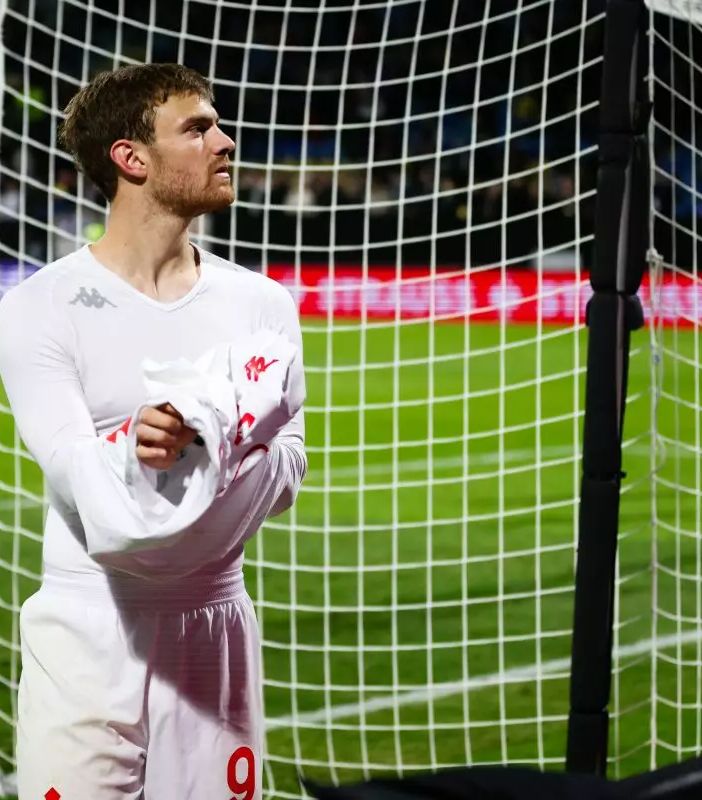 Cagliari-Fiorentina 1-2, decidono Gosens e Beltran
