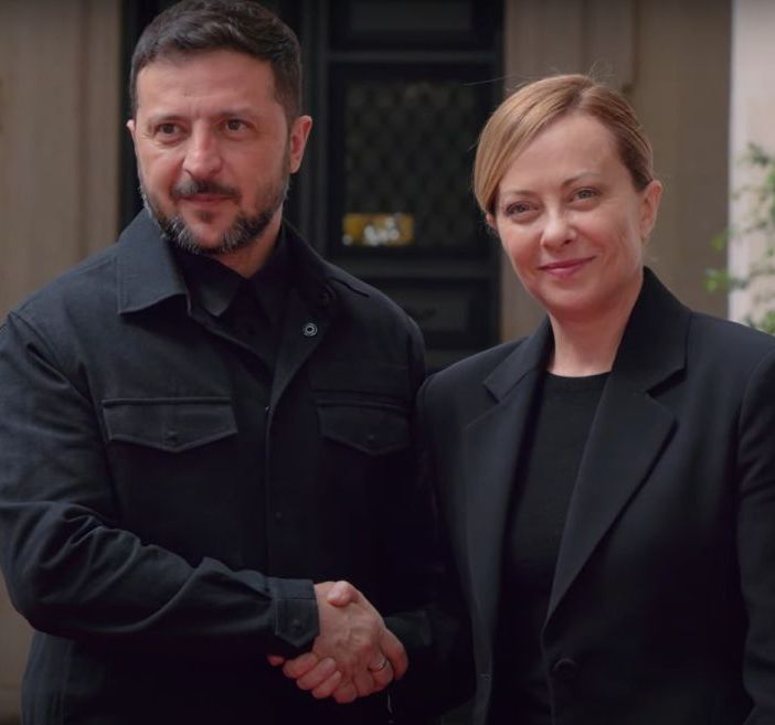 Zelensky “Apprezzo posizione chiara e di principio di Giorgia Meloni”