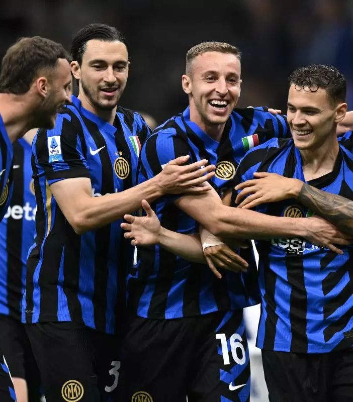 L’Inter risponde al Napoli, batte il Verona e torna a -3