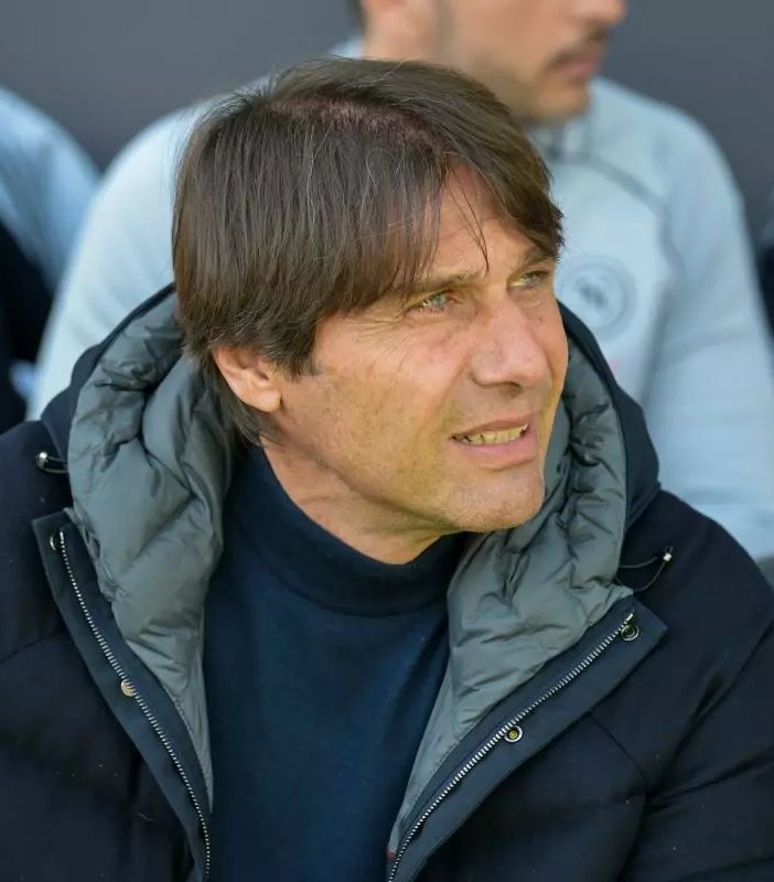 Conte “Ai tifosi interessa lo scudetto del Napoli, non il mio futuro”