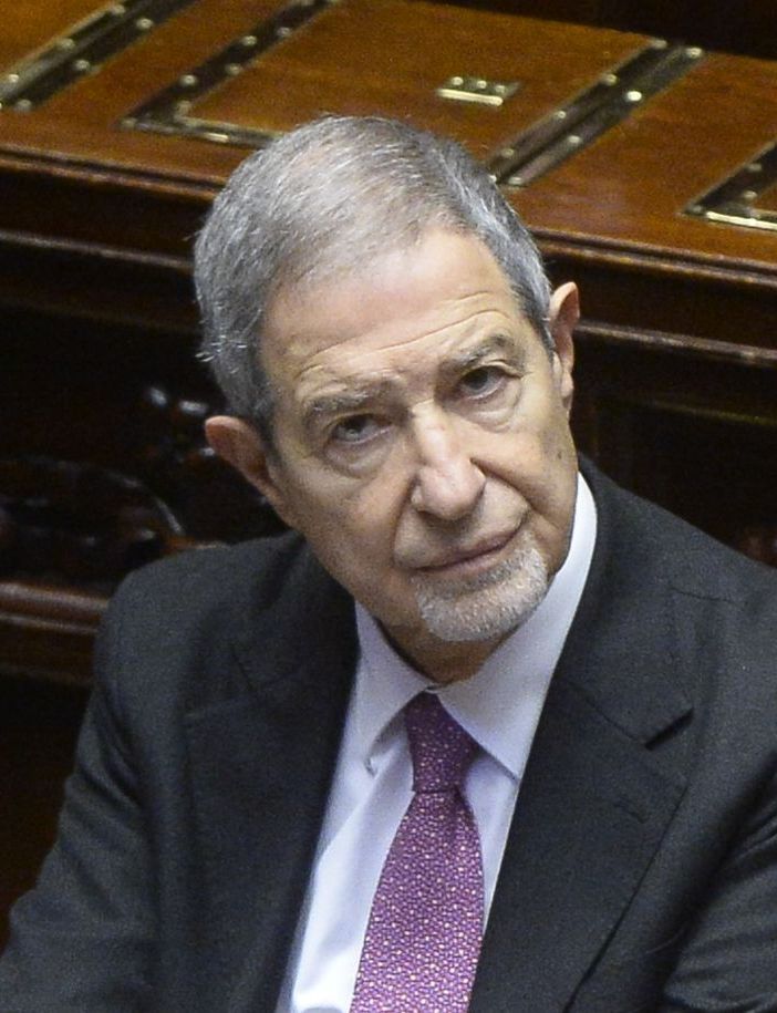 Campi Flegrei, Musumeci “Dichiarare lo stato di emergenza”