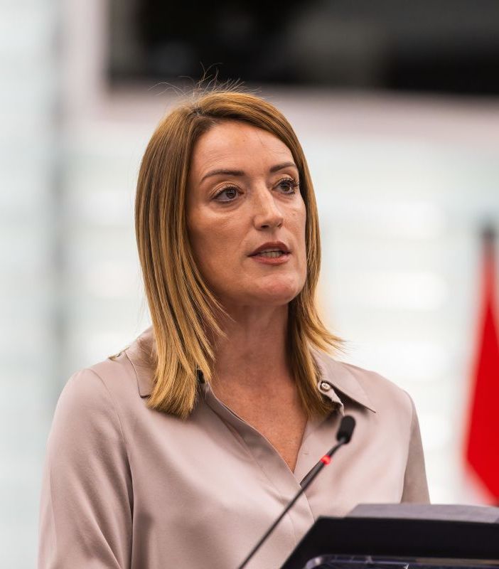 Ue, Metsola “Basta nostalgie, serve il coraggio di innovare”