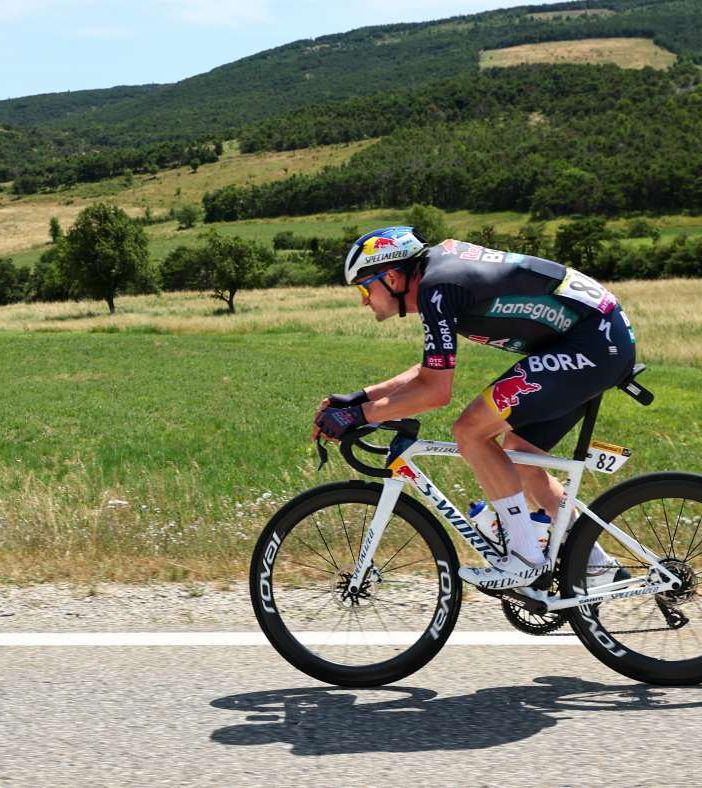 Denz vince a Cesano Maderno, Del Toro resta maglia rosa