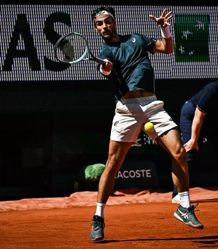 Musetti batte Navone e vola agli ottavi al Roland Garros