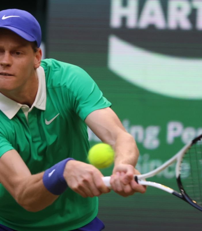 Jannik Sinner eliminato da Bublik ad Halle, Cobolli sfida Zverev
