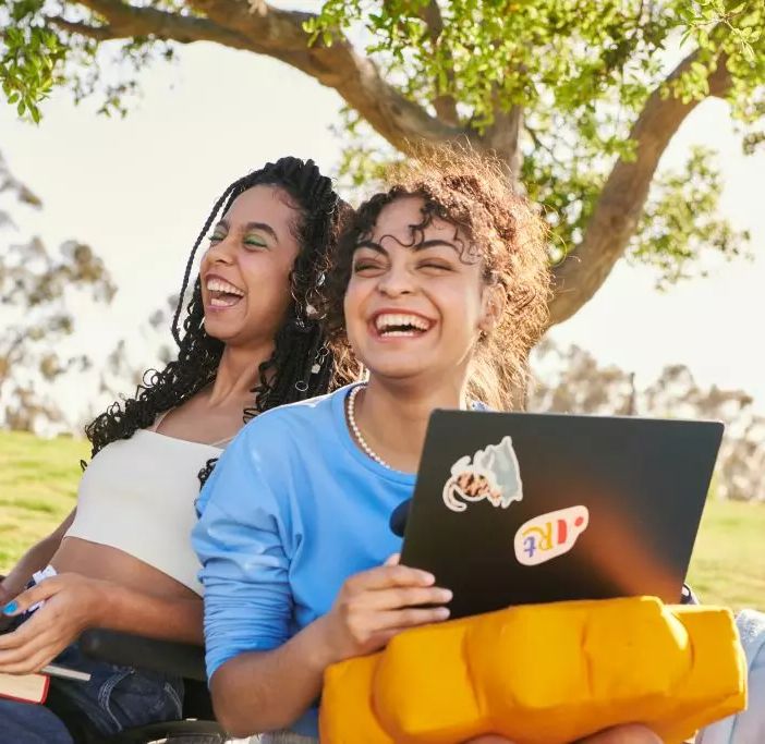 Amazon lancia Prime a metà prezzo per i giovani e l’11° Prime Day