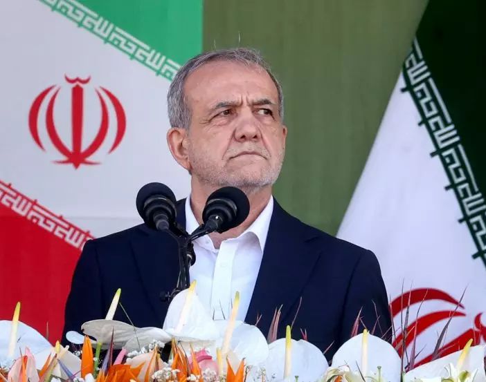 Iran, Pezeshkian annuncia la fine della guerra dei 12 giorni