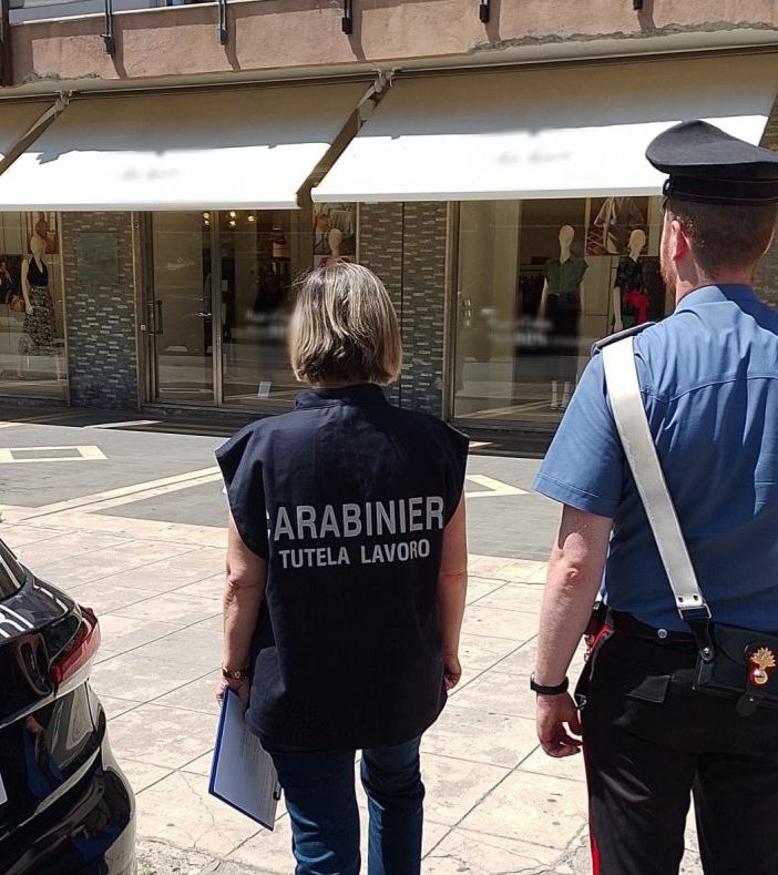 Caporali cinesi sfruttavano lavoratori italiani, 6 denunciati a Palermo