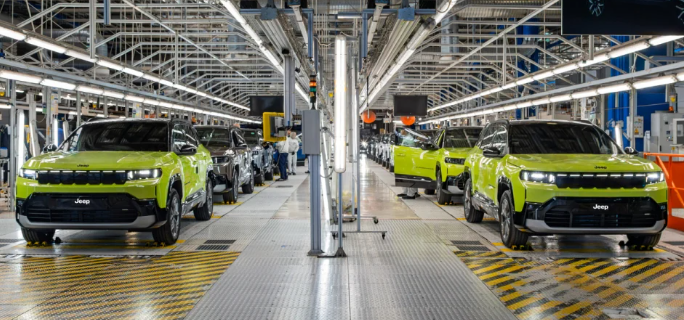 Stellantis inarrestabile in Italia, la crescita raddoppia il mercato nel primo mese del 2026