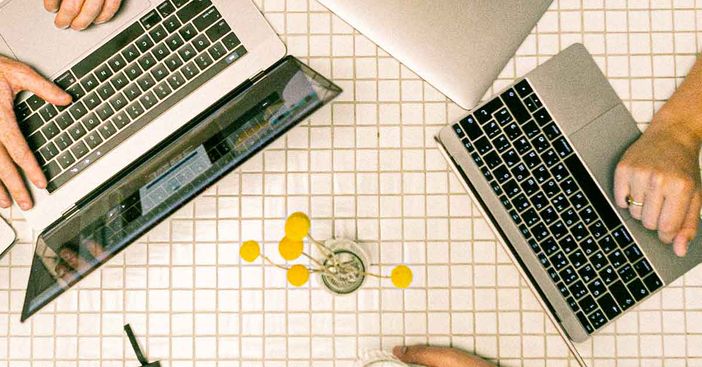 Regolamento sui servizi digitali: la Commissione vara la banca dati per la trasparenza