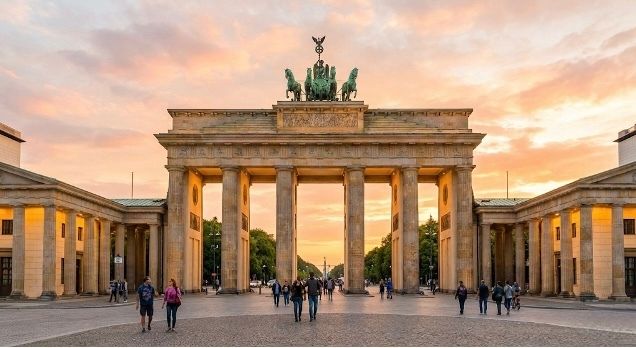 Sovranismo bancario tedesco di Merz. Il Muro contro UniCredit e l'Europa Sovranismo bancario tedesco di Merz. Il Muro contro UniCredit e l'Europa