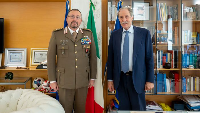 Visita istituzionale al palazzo di Vito Bardi: rafforzata l'alleanza tra Regione e Comando Militare Esercito Basilicata Visita istituzionale al palazzo di Vito Bardi: rafforzata l'alleanza tra Regione e Comando Militare Esercito Basilicata
