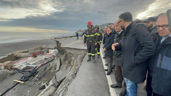 Maltempo in Sicilia. Schifani sulla costa devastata dal ciclone. «Risorse per ricostruire» Maltempo in Sicilia. Schifani sulla costa devastata dal ciclone. «Risorse per ricostruire»