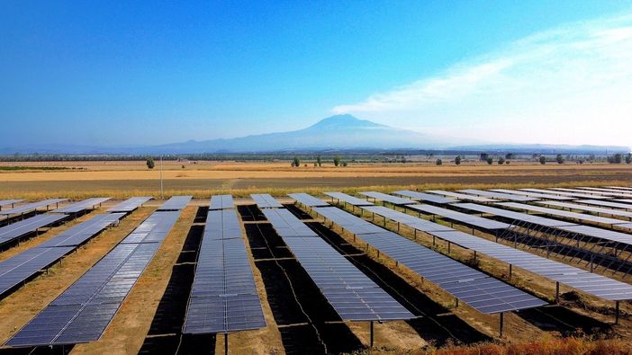 Da Ragusa al mondo, Geostudiogroup festeggia 20 anni con il più grande impianto agrivoltaico d'Italia e l'autostrada del Nord Africa Da Ragusa al mondo, Geostudiogroup festeggia 20 anni con il più grande impianto agrivoltaico d'Italia e l'autostrada del Nord Africa