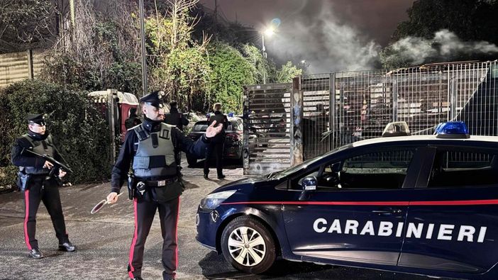 Maxi blitz dei Carabinieri a Roma, 18 arresti per rapine e furti Maxi blitz dei Carabinieri a Roma, 18 arresti per rapine e furti