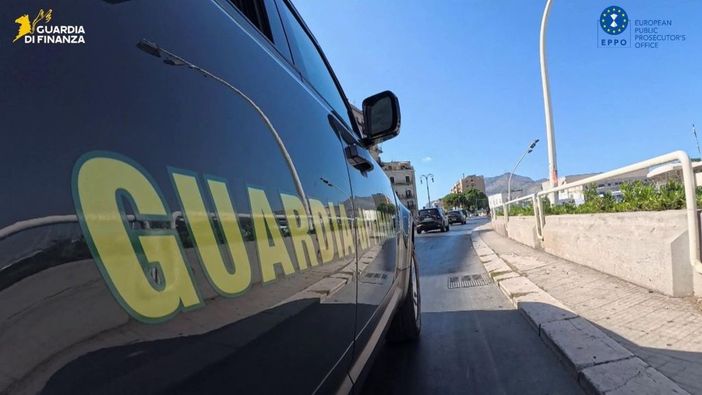 Truffa su fondi veterinari a Palermo, sequestro da 175 mila euro Truffa su fondi veterinari a Palermo, sequestro da 175 mila euro