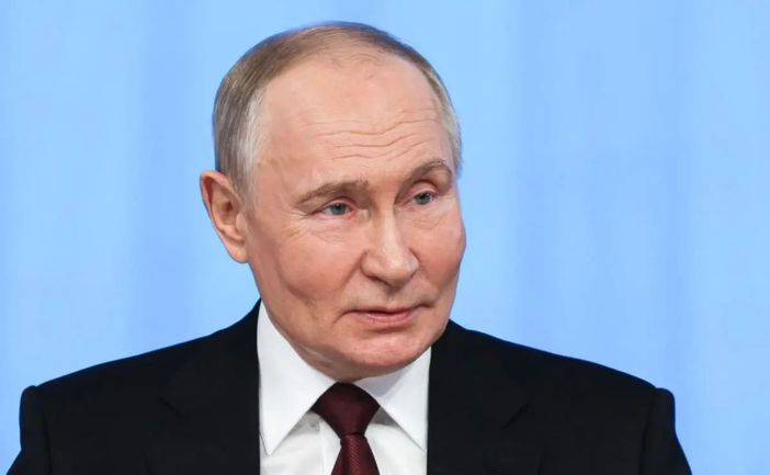 Putin “In Ucraina avanziamo, ma siamo pronti ad una soluzione pacifica” Putin “In Ucraina avanziamo, ma siamo pronti ad una soluzione pacifica”