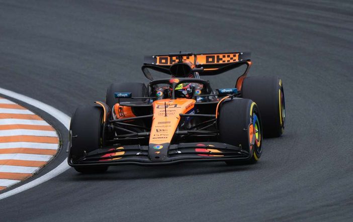 Piastri vince il Gp d’Olanda, ritiro Norris, male le Ferrari Piastri vince il Gp d’Olanda, ritiro Norris, male le Ferrari