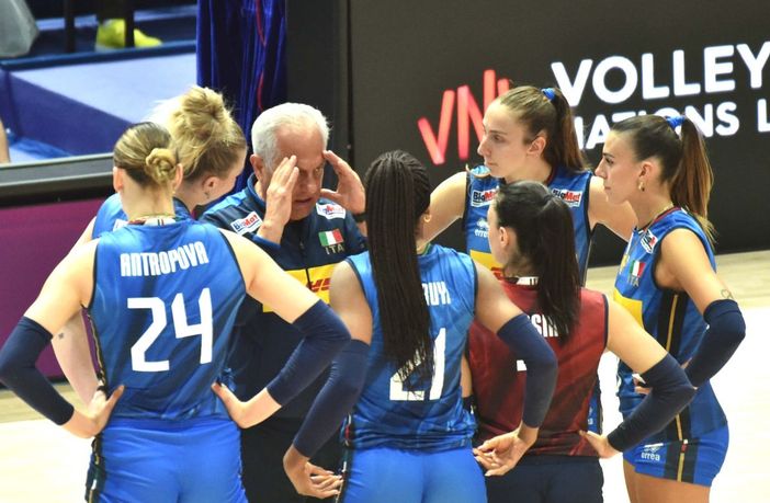 Azzurre fermate in semifinale dal Brasile, sfuma il sogno VNL 2026 Azzurre fermate in semifinale dal Brasile, sfuma il sogno VNL 2026