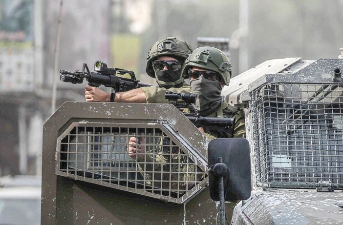 Esercito israeliano inizia la prima fase dell’invasione di Gaza City