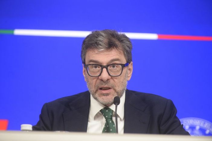 Giorgetti “Stabilità finanziaria presupposto per crescita economica” Giorgetti “Stabilità finanziaria presupposto per crescita economica”