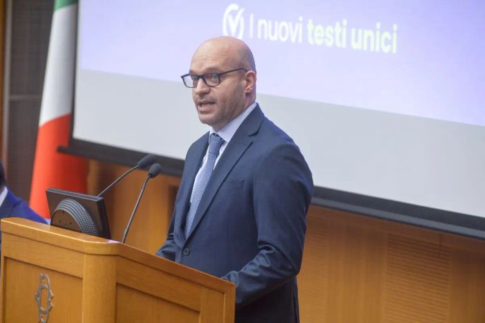 2 Giugno, Fontana “La democrazia si rafforza con partecipazione e giovani” 2 Giugno, Fontana “La democrazia si rafforza con partecipazione e giovani”
