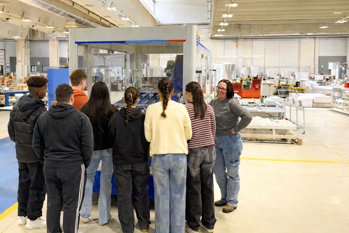 Un Laboratorio per il Futuro: Così Brovind Colma il Divario tra Scuola e Lavoro Un Laboratorio per il Futuro: Così Brovind Colma il Divario tra Scuola e Lavoro
