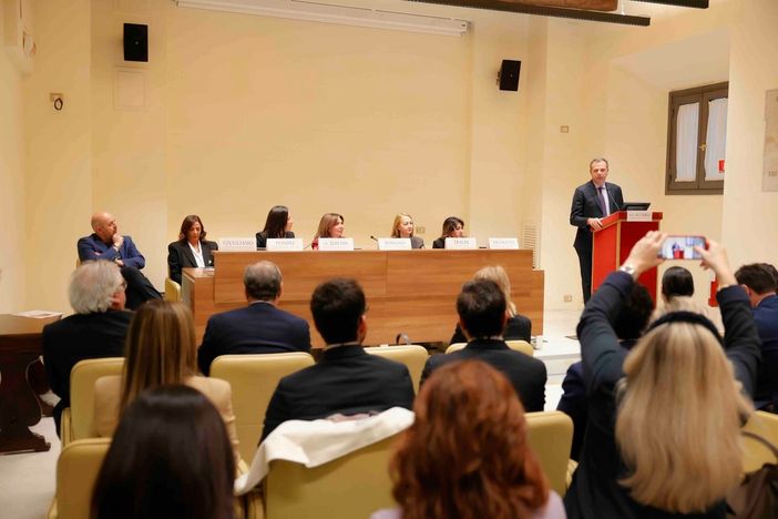 PMI guidate da donne, al Senato il modello Dominae: «L’internazionalizzazione passa dalle relazioni» PMI guidate da donne, al Senato il modello Dominae: «L’internazionalizzazione passa dalle relazioni»