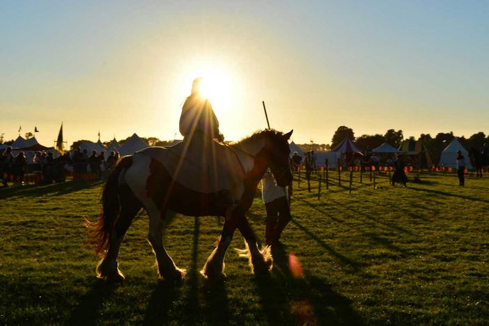 Turismo Storico: nasce la rete delle città MEDIEVALI ITALIANE Turismo Storico: nasce la rete delle città MEDIEVALI ITALIANE