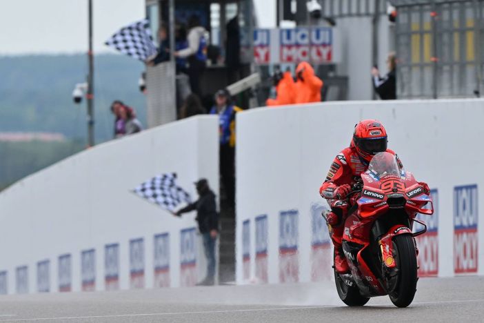Al Sachsenring vince Marc Marquez, preceduti Alex e Bagnaia Al Sachsenring vince Marc Marquez, preceduti Alex e Bagnaia