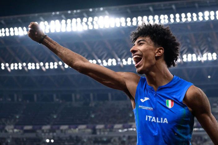 L’azzurro Furlani è campione del mondo nel salto in lungo