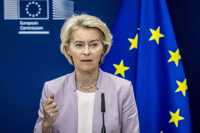 von der Leyen “E’ il momento dell’indipendenza dell’Europa”