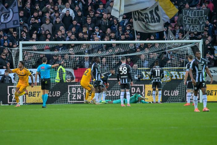 Pari spettacolare a Udine, Pisa rimonta due volte e strappa il 2-2