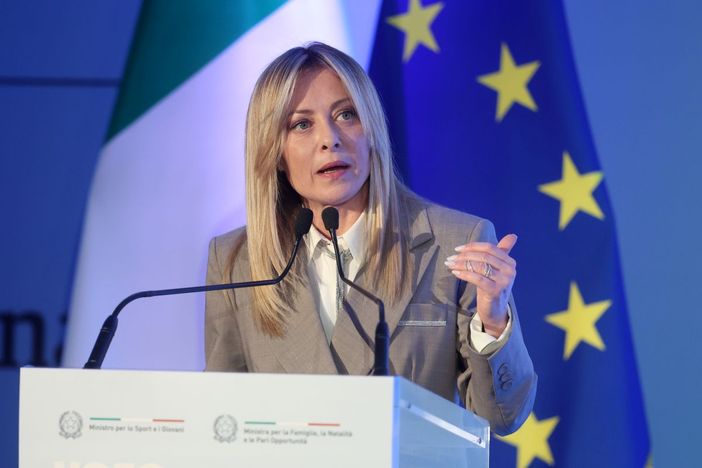 Meloni “Non esistono politiche femminili ma visione femminile della politica” Meloni “Non esistono politiche femminili ma visione femminile della politica”