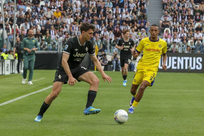 Solo 1-1 per la Juve contro il Verona già retrocesso Solo 1-1 per la Juve contro il Verona già retrocesso