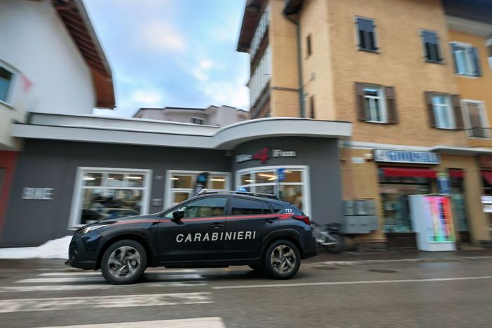Napoli, trovati i corpi senza vita di due donne in un cantiere edile