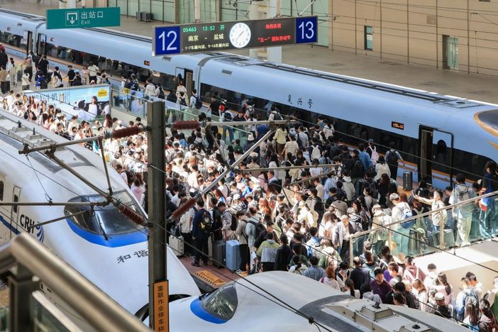 Cina, record di viaggi ferroviari nei primi cinque mesi del 2026 Cina, record di viaggi ferroviari nei primi cinque mesi del 2026