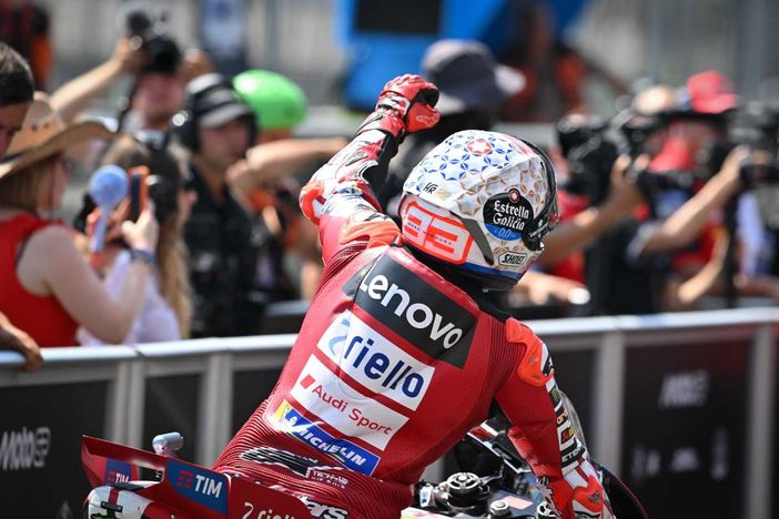 Marc Marquez rinnova con Ducati fino al 2028 “Il posto giusto per vincere” Marc Marquez rinnova con Ducati fino al 2028 “Il posto giusto per vincere”